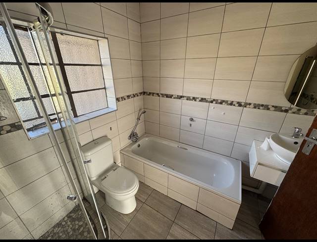 4 BEDROOM HOUSE FOR SALE IN DALVIEW